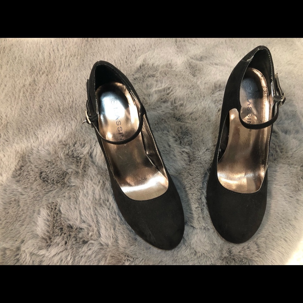 Mossimo Black Suede Chunky Heels 7 - Picture 2 of 5